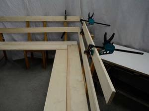 Corner bench-build-yourself-test assembly