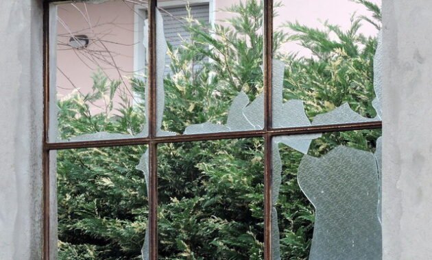 Does Insurance Cover Broken Windows